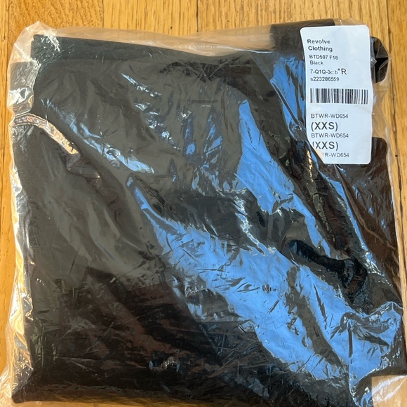 Revolve (Superdown) Bodycon dress (size:XXS) NEW! - Picture 4 of 4